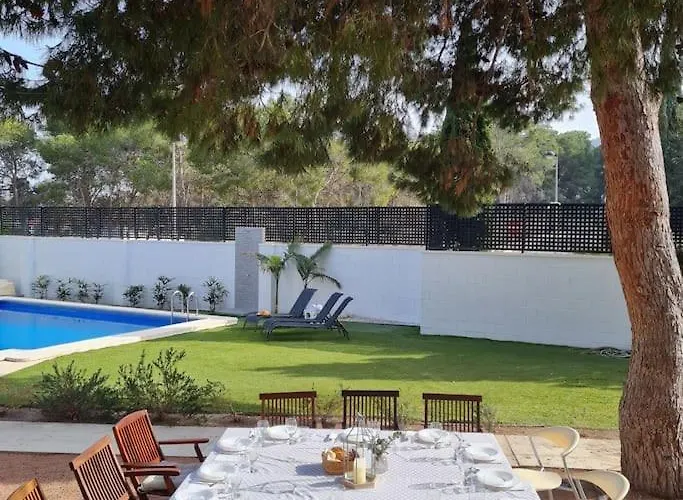 Acogedora En Con Piscina & Barbacoa Villa Alicante